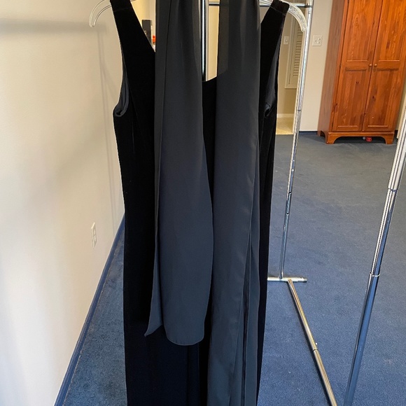 VELOR GOWN SLEEVELESS SPARKLES SHIMMERY SIZE 8 - Picture 3 of 4